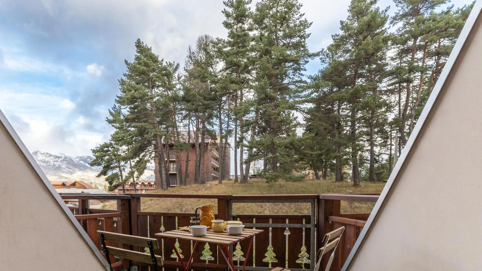 Le Devoluy, Appartement Pour 6 Avec Balcon